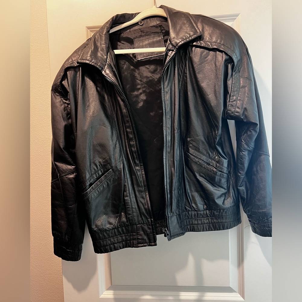 Oversized vintage leather jacket